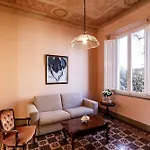 Guesthost - Casa Calise Elegant With Garage Nyaraló *