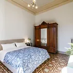 Nyaraló Guesthost - Casa Calise Elegant With Garage *