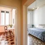 Nyaraló Guesthost - Casa Calise Elegant With Garage *
