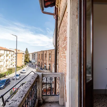 Casa de Férias Guesthost - Casa Calise Elegant With Garage Siena